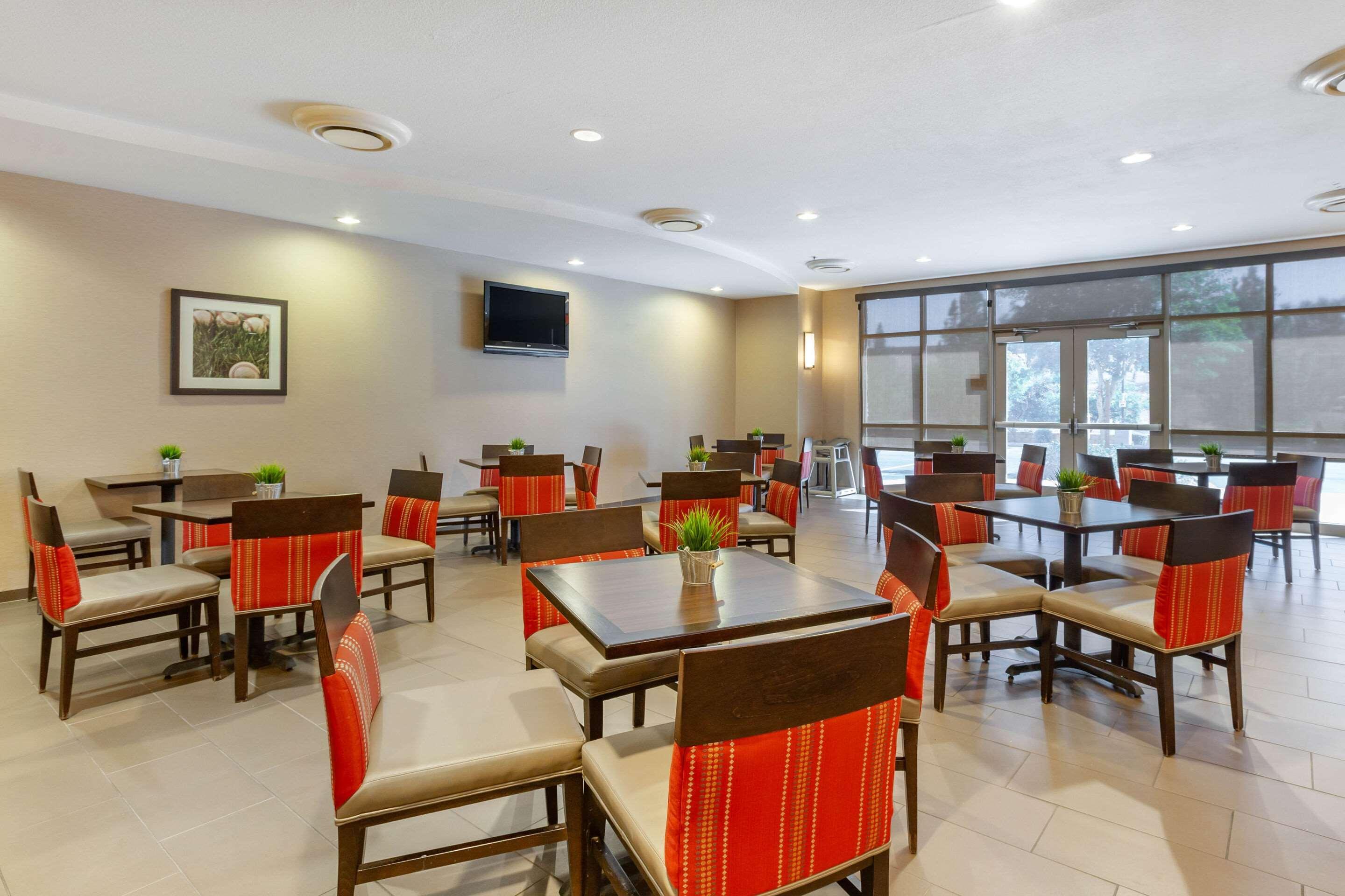 Comfort Suites Glendale - State Farm Stadium Area Εξωτερικό φωτογραφία